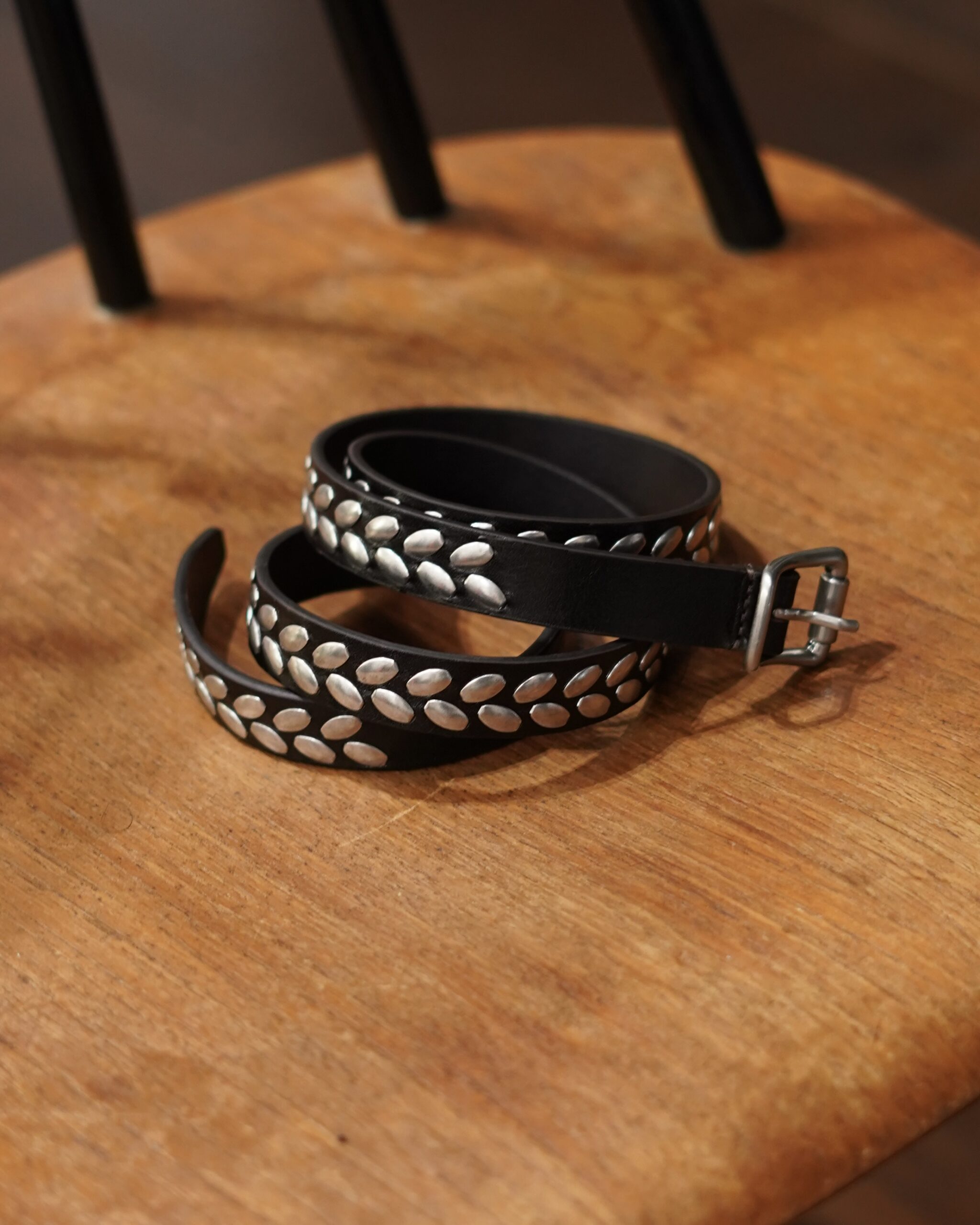 LEMAIRE_ALMOND STUD BELT 20 - IDIOME オフィシャルサイト